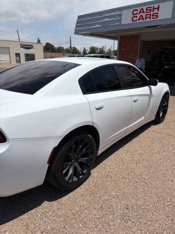 2017 Dodge Charger SE