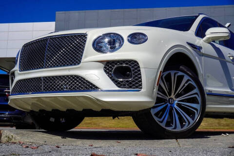2023 Bentley Bentayga Azure V8