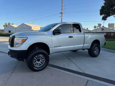 2017 Nissan Titan S