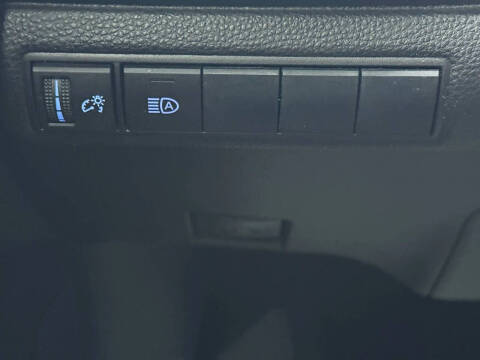 2020 Toyota Corolla Hybrid LE