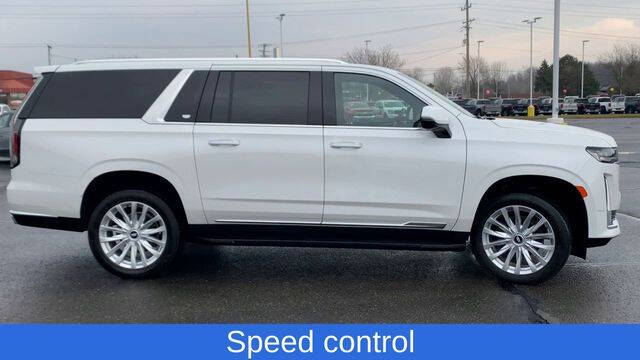 2023 Cadillac Escalade ESV Luxury