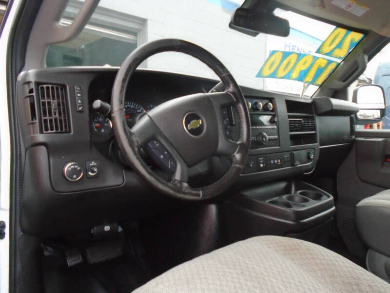 2020 Chevrolet Express 2500
