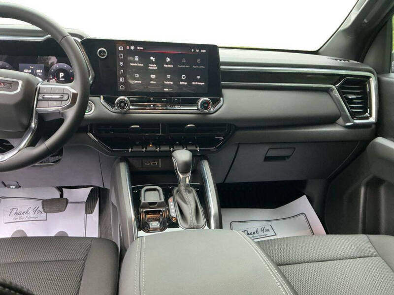 2024 GMC Canyon Elevation