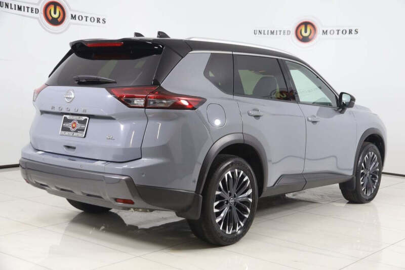 2025 Nissan Rogue SL