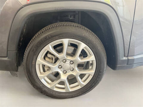 2023 Jeep Compass Latitude Lux