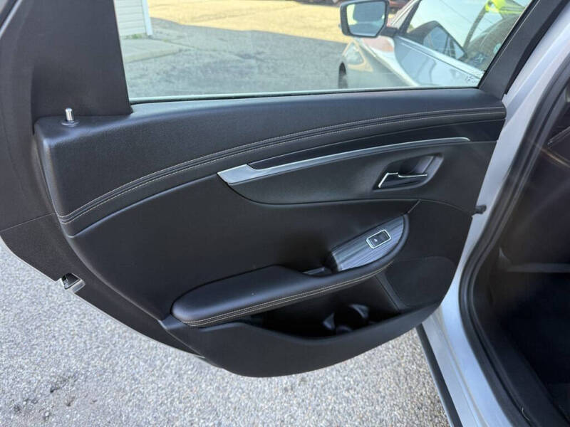 2019 Chevrolet Impala LT