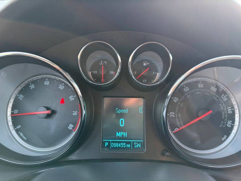 2012 Buick Regal Premium 1