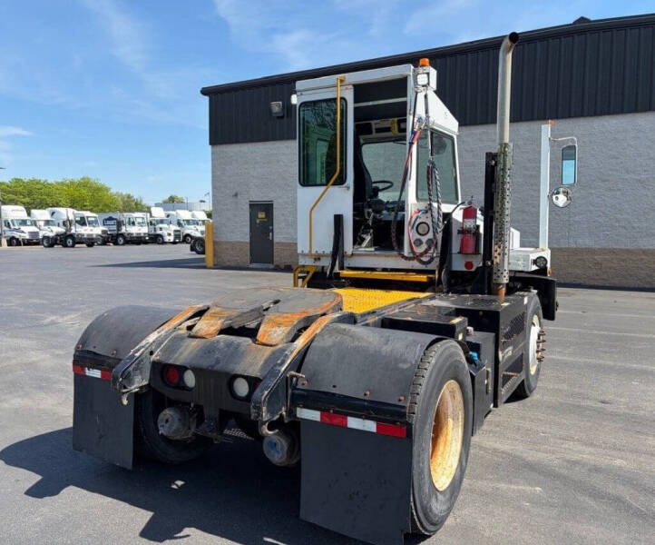 2017 Capacity TJ5000