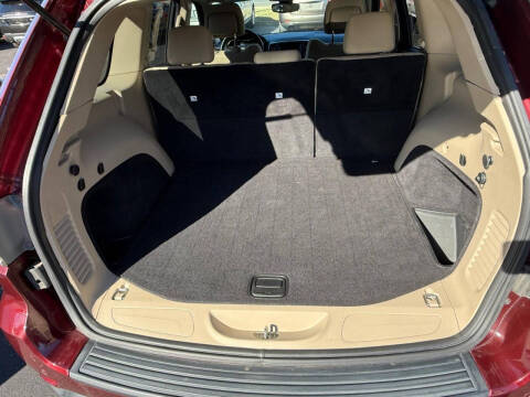 2017 Jeep Grand Cherokee Laredo