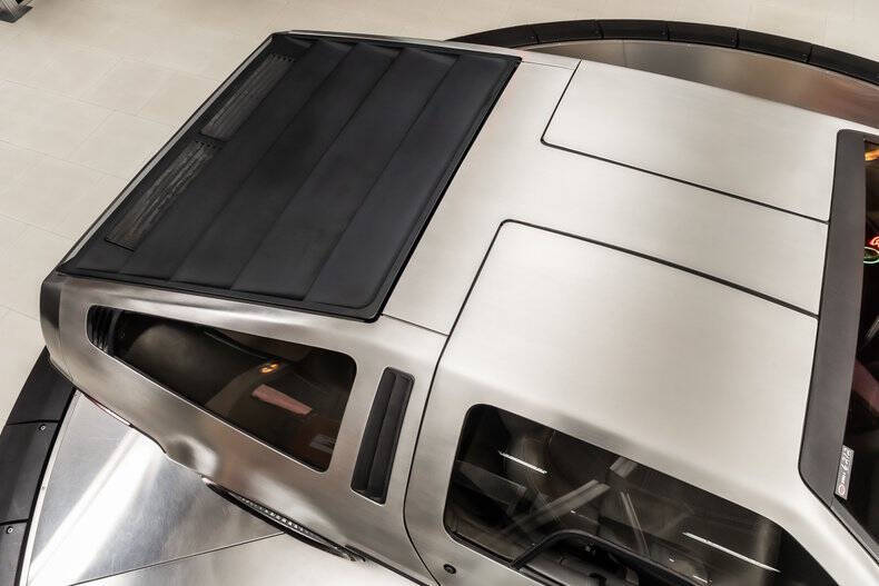 1981 DeLorean DMC-12