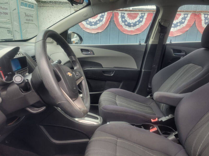 2013 Chevrolet Sonic LT Auto