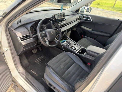 2023 Mitsubishi Outlander