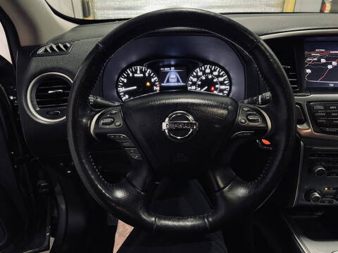 2019 Nissan Pathfinder SL