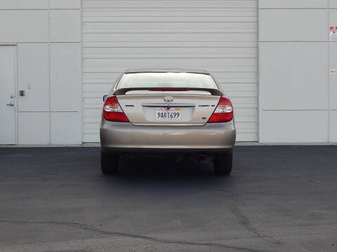 2004 Toyota Camry SE V6