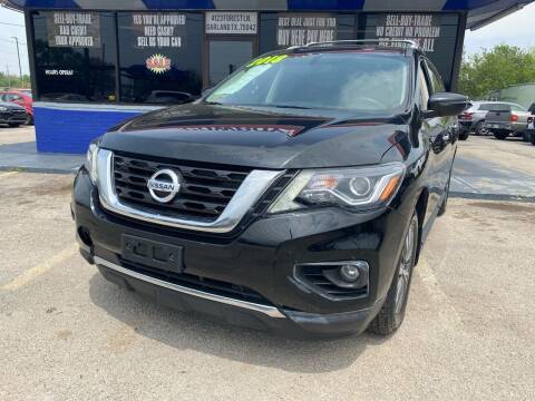 2018 Nissan Pathfinder for sale at Cow Boys Auto Sales LLC in Garland TX