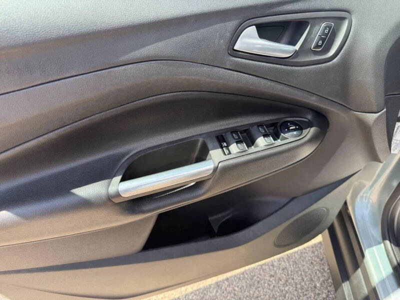 2013 Ford C-MAX Hybrid SE
