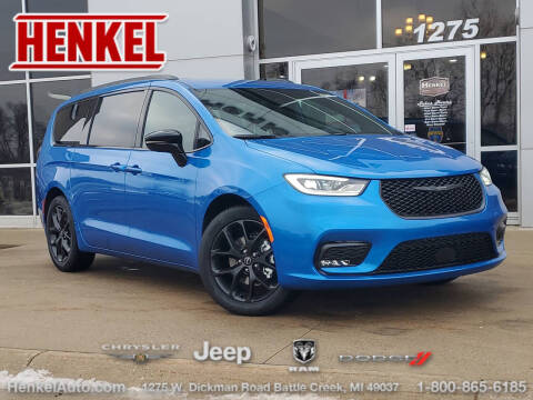 2026 Chrysler Pacifica Select