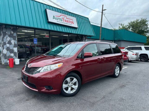 2014 Toyota Sienna for sale at AUTO TRATOS in Mableton GA