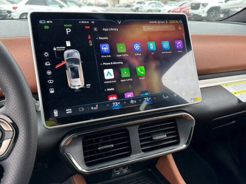 2025 VinFast VF8 Plus