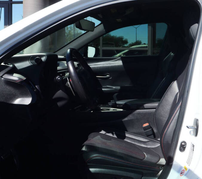 2019 Lexus UX 200 F SPORT