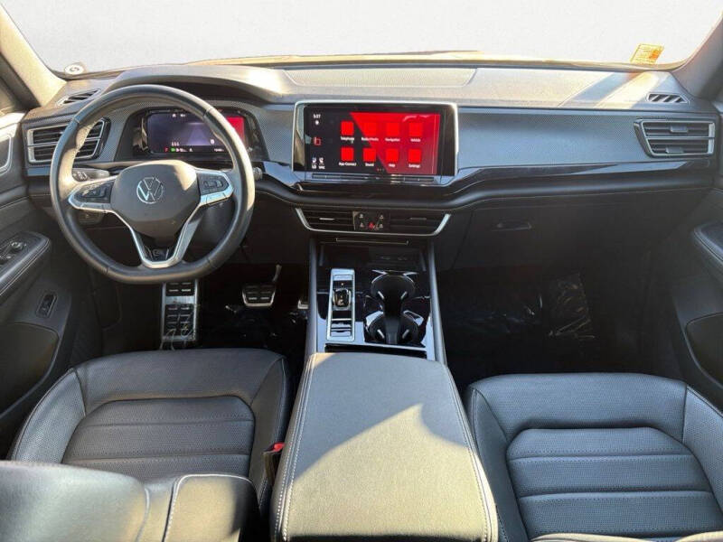 2024 Volkswagen Atlas Cross Sport SEL R-Line 4Motion