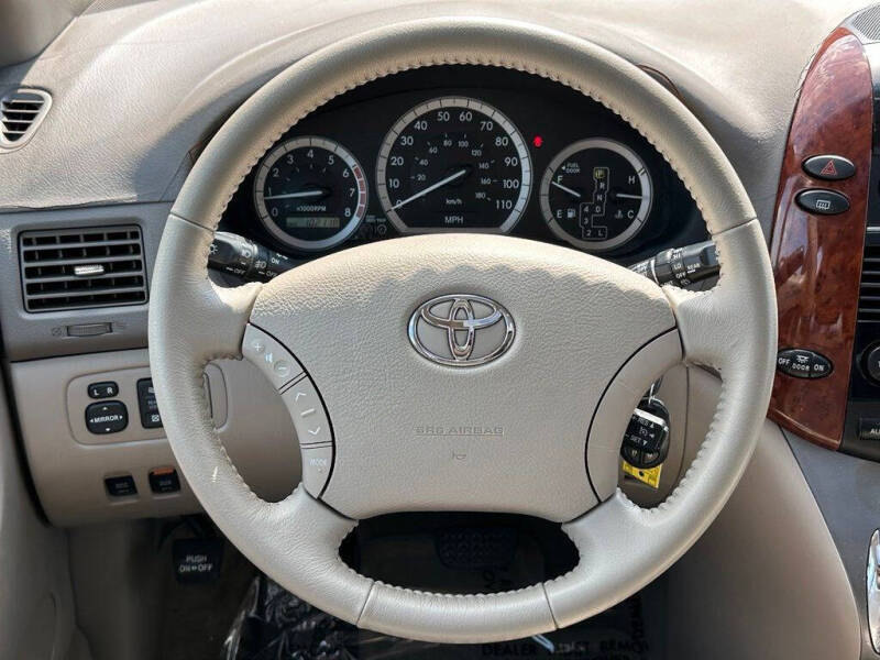 2005 Toyota Sienna