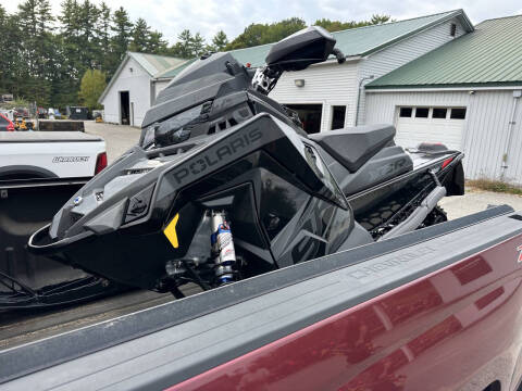 2025 Polaris Indy XCR 9R 136”