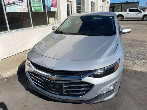 2019 Chevrolet Malibu for sale at National Auto Sales Inc. - Hazel Park Lot in Hazel Park MI