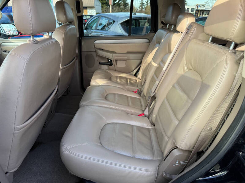 2005 Ford Explorer XLT