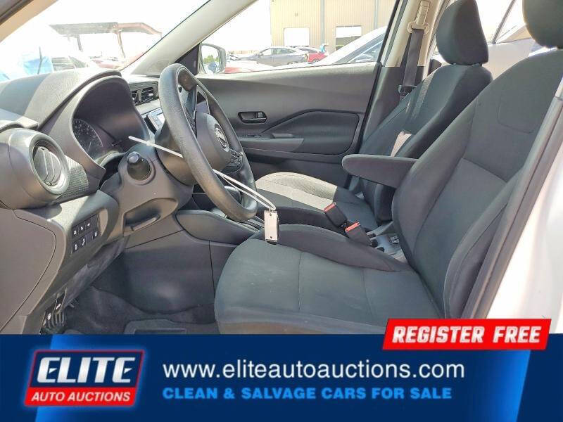 2024 Nissan Kicks S
