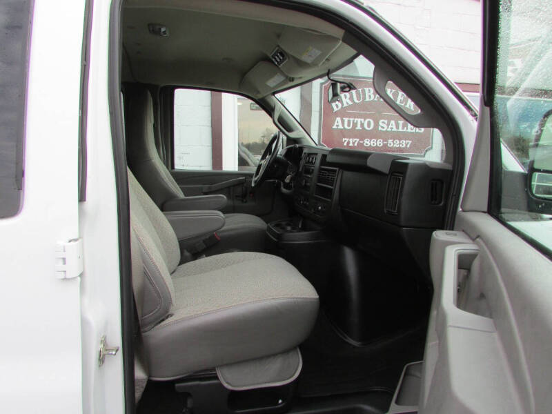 2017 Chevrolet Express LT 3500