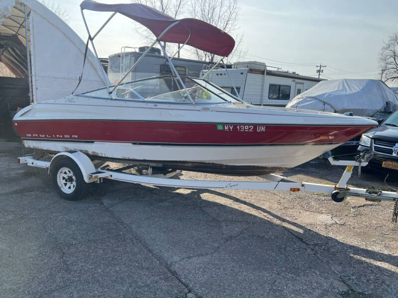 1995 Bayliner Capri SS  1850