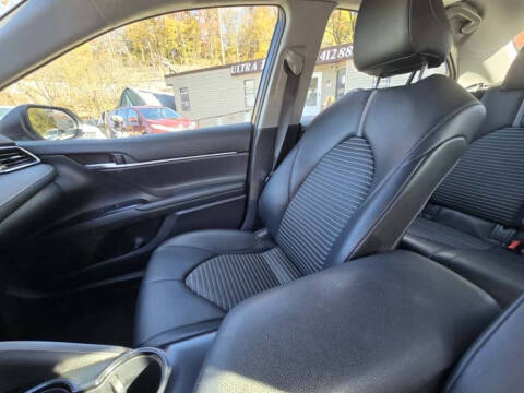 2018 Toyota Camry SE