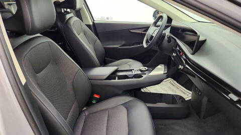 2025 Kia EV6 Light Long Range
