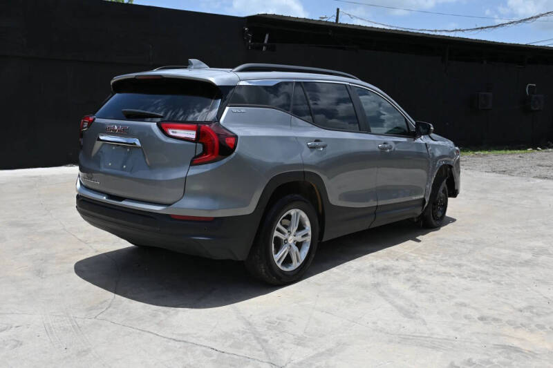 2023 GMC Terrain SLE