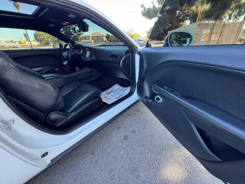 2016 Dodge Challenger SRT 392