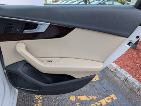 2017 Audi A4 2.0T quattro Premium Plus