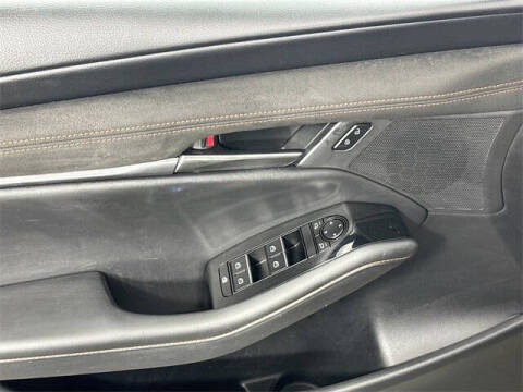 2024 Mazda Mazda3 Hatchback 2.5 Carbon Turbo