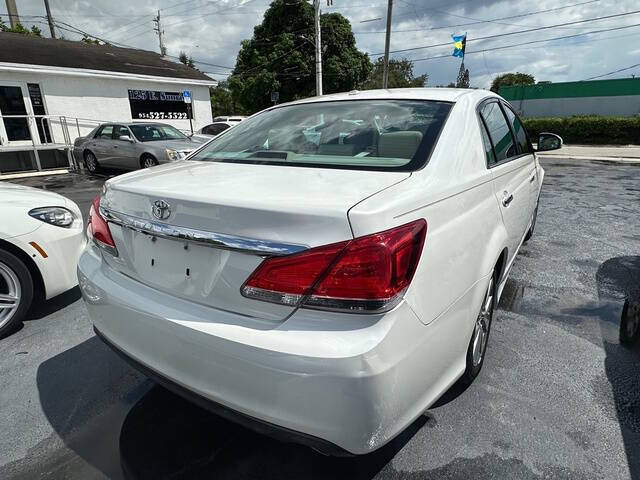 2011 Toyota Avalon Limited