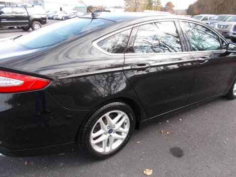 2015 Ford Fusion SE