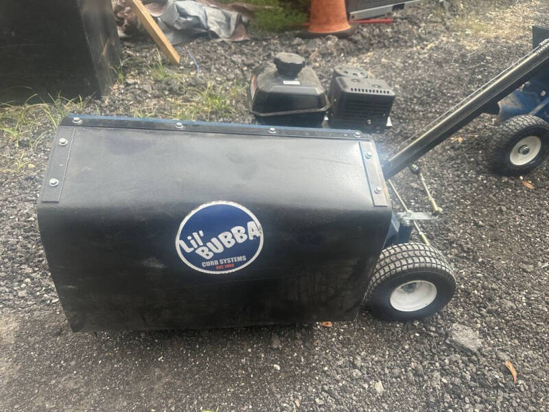 2024 Hustler Power Barrow