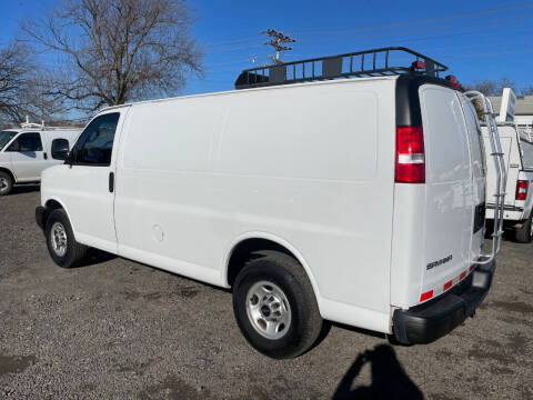 2017 GMC Savana 3500