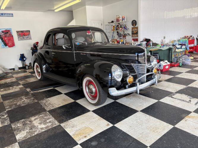 1940 Ford Deluxe