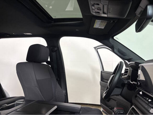 2025 Toyota Sequoia SR5