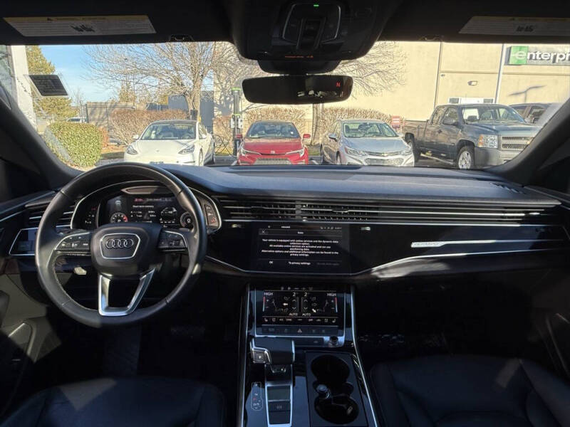 2021 Audi Q8 quattro Premium Plus 55 TFSI