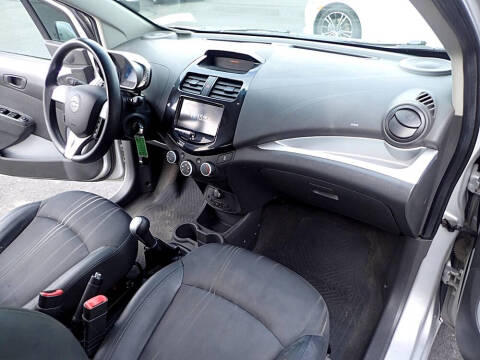 2013 Chevrolet Spark 1LT Manual