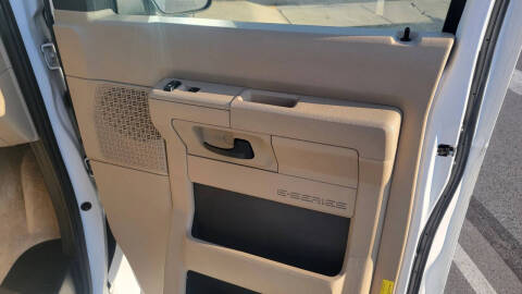 2010 Ford E-Series E-350 SD