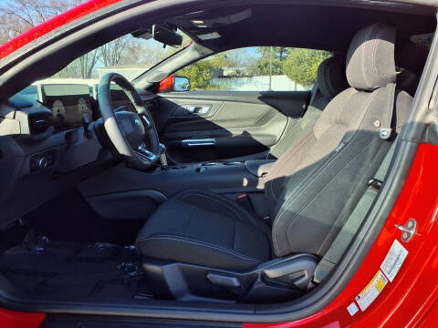 2025 Ford Mustang EcoBoost