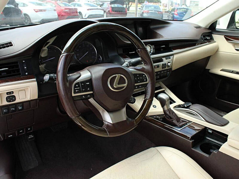 2016 Lexus ES 350