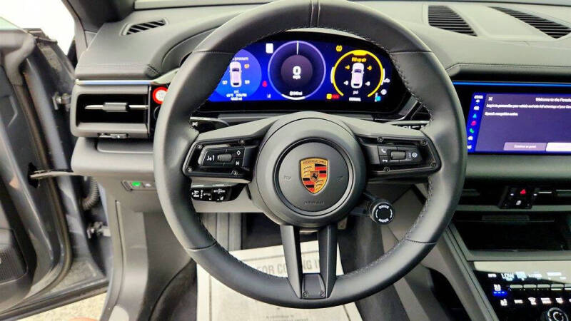 2025 Porsche Macan Electric